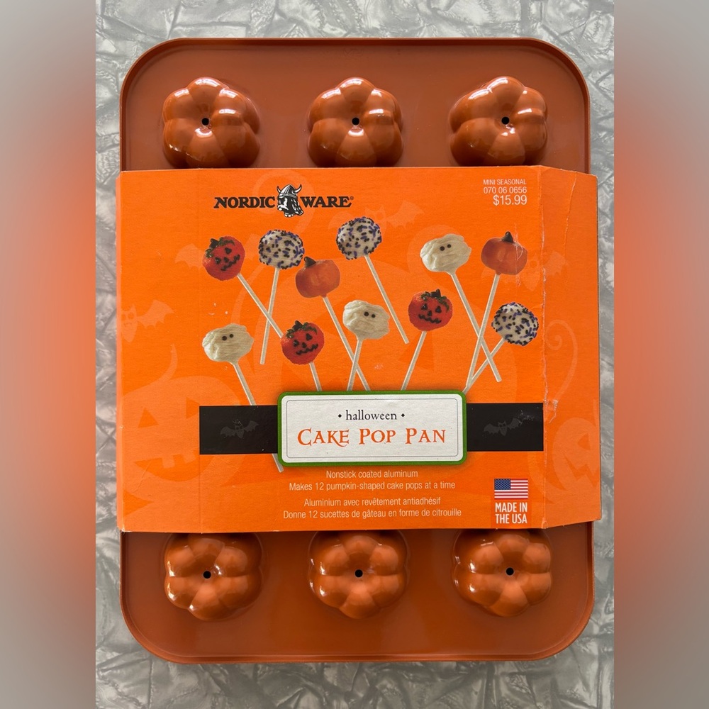NWT Nordic Ware Pumpkin Cake Pop Mold